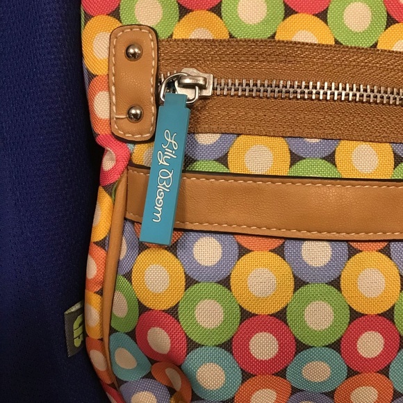 👜 Lily Bloom Cross Body Bag - Picture 8 of 10